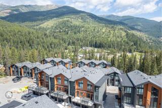 Nordix Townhomes Pet-Friendly by StayIn - 6