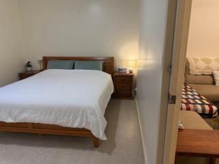Lake Macquarie holidays - Marks Point - 1