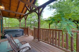 Hot Tub & Deck: Cabin Near Smoky Mtn Trails! - 9