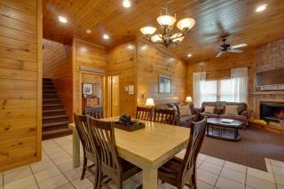 Hot Tub & Deck: Cabin Near Smoky Mtn Trails! - 4