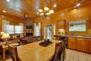 Hot Tub & Deck: Cabin Near Smoky Mtn Trails! - 3