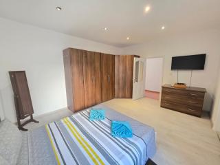 Qawra Bay Family Apartment near Bugibba Promenade - 3