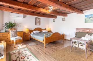 The Bird of Happiness - Happy Rentals - 5