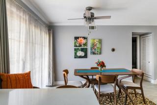 Stylish Midtown KC Retreat - Walkable with 2 Patios - 6