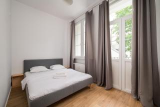 Miodowa Royal Old Town Apartment by BookingHost - 0