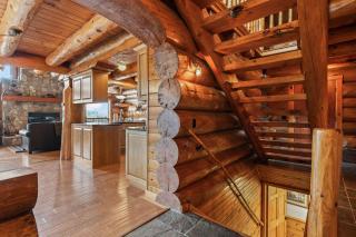 Log Retreat at Fish Creek by Simple Life Rentals - 2