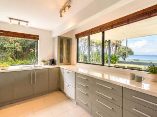 Blackpool Bayside - Stay Waiheke - 2