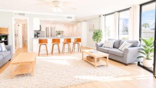 Sunbird Resort - First Floor - Free Beach Chairs by Sunbird Rentals - 2