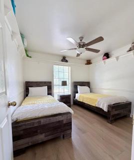Beautiful comfortable house in South Tyler - 3