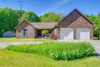 Wooded Applegate Retreat w/ Private Trail Access - 9