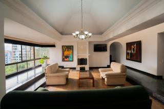 Apartamento amplio en El Poblado, cerca de Provenza - 2