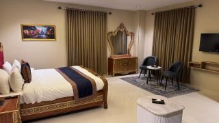 Marigold Hotel Sialkot - 5