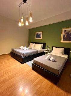 Syntagma Artist Apartment 2BR 8G - 2