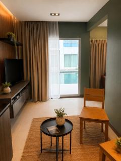 The Poolside Sanctuary Luxury 1BR Condo - 0
