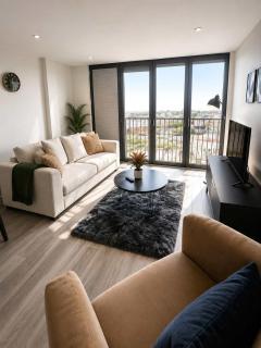 Stunning Central Birmingham 2 Bed Apartment - 8