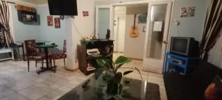 Valpo Guest House - 2