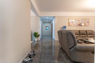 Spectacular 3 bedroom apartment - 9