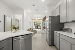 5 Bedrooms 5 Bathrooms Paradiso Grande 10544Et - 2