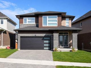 The Sutherland Suites 2 bed Shared Luxury Stay - 8
