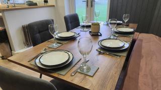 3 Bedroom 4 Beds Cozy Home with Free Parking Contractors Welcome - 7