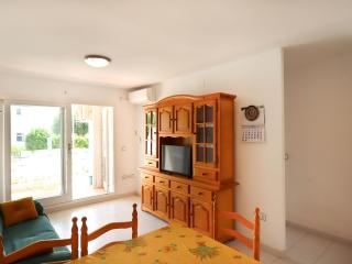 Apartamento encantador cerca de la playa con terraza en Llançà, Sant Carles - ES-89-119 - 2