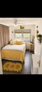 The sunflower stay - 9