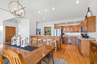Bluff Haven by Simple Life Rentals - 2