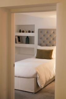 The Greyfriars Apartment - 7