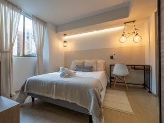 Loft, Balcony, Poblado, Ac, Wifi, Provenza - 3