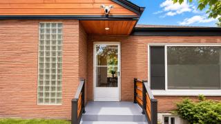 Spacious Pet Friendly Shoreline Home EV charger - 6