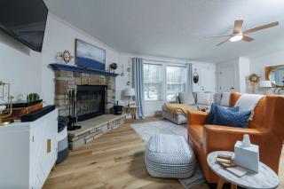 The Roost by Simple Life Rentals - 9