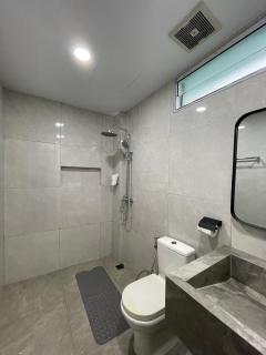 Crown Residence - 9