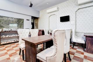 Townhouse by OYO Golden Temple Amritsar Formerly A Star - 6
