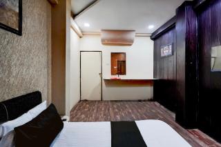 Super Collection O Lokmanya Nagar Metro Station Formerly Hotel Siddhivinayak - 1