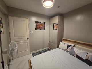 Monarch Parksuites - Balmoral Place (near NAIA, MOA, MOA Arena, DFA) - 5