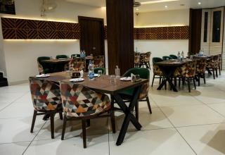 Hotel Gharana Tree - 4