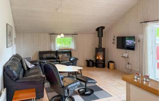 Pet Friendly Home In Oksbøl With Sauna - 8