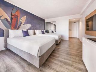 Novotel Surfers Paradise - 4