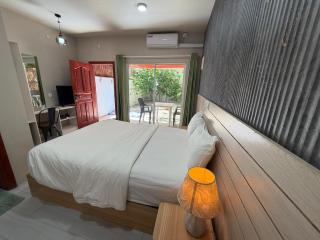 Island Villa Ukulhas Maldives - 8
