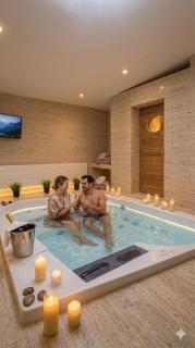 Manin Private SPA, Luxury Apartment very close to the sea - umbrella and deckchair included - 0