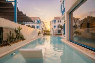 Fancy De Villa - 1