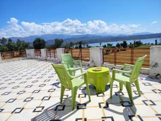 SKYLINE LAKEVIEW Homestay lounge - 3