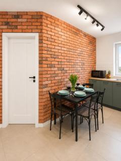 Lumina I Family 2BR Apartment I with Balcony I Parking - 5
