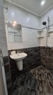 HARITON 3- Luxury Studio - 4
