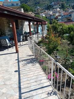 Traditional house in pelendri - 2