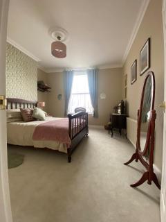 Stunning Ramsgate Seaview Flat, Short Walk to Beach, Harbour - 3