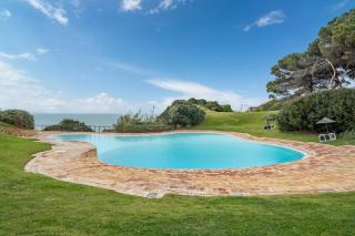 M&L Beach House - 5