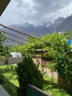 ganish inn hunza - 6