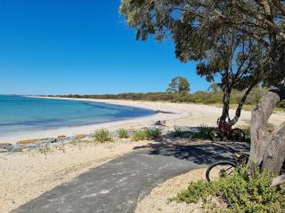 Barnard Beach House - 0