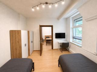 Monteurzimmer Wohngemeinschaft oder komplette Monteurwohnung in Recklinghausen mit getrennten Betten WLAN Küche perfekt für Teams - 5
